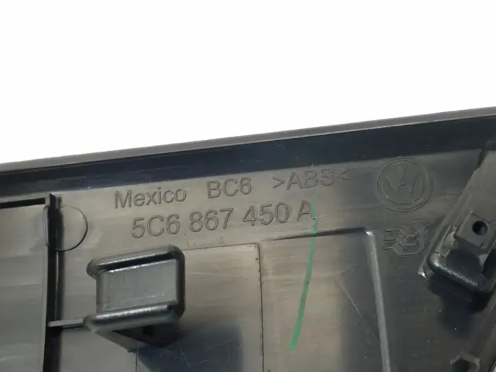 Volkswagen Jetta VI (2011 - 2018) 5C6867450A Прочая отделка задней двери — фото 2