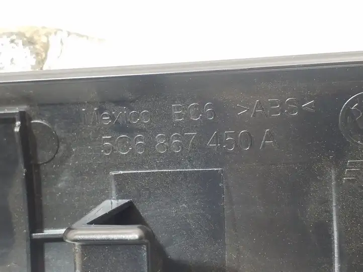 Volkswagen Jetta VI (2011 - 2018) 5C6867450A Обшивка задней двери — фото 3