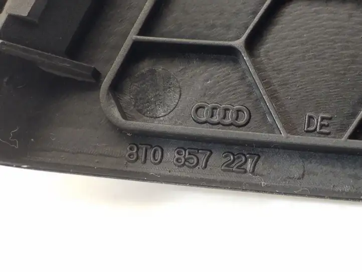 Audi A4 S4 B8 8K (2007 - 2011) 8T0857227 Накладка бокового динамика — фото 3