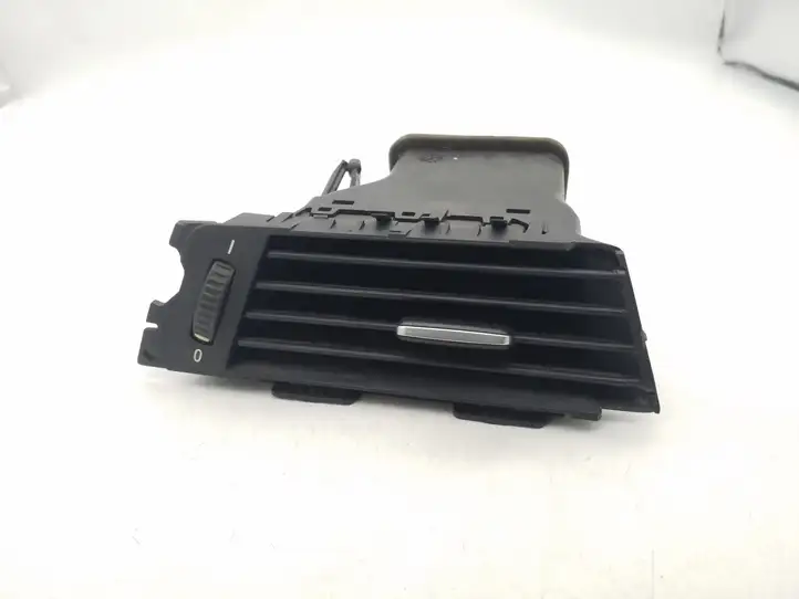 BMW 3 E90 E91 (2005 - 2012) 9130465 Боковой воздушный дефлектор — фото 2