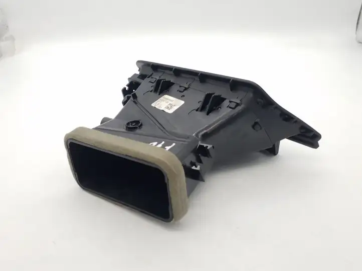 BMW 5 F10 F11 (2009 - 2016) F5916688408 Боковой воздушный дефлектор — фото 3