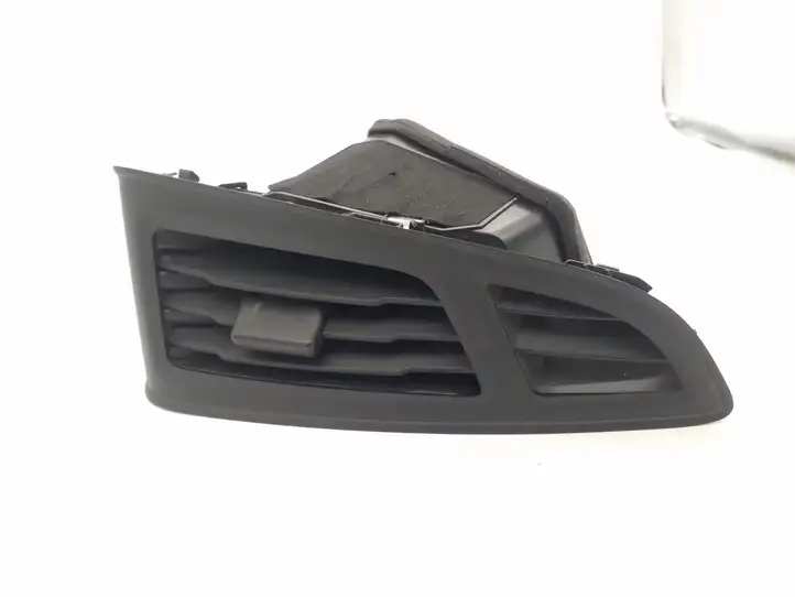 Ford Focus (2011 - 2015) F1EBA018B08 Боковой воздушный дефлектор — фото 1