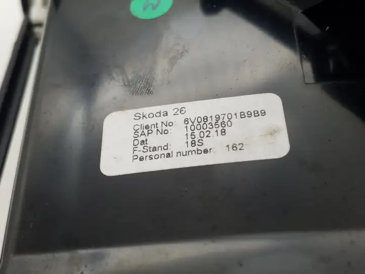 Skoda Fabia Mk3 (NJ) (2015 - 2021) 6V0819701 Боковой воздушный дефлектор — фото 4