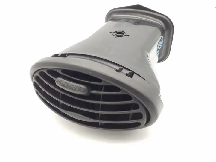 Ford Focus (1998 - 2004) 98AB19893BJW Боковой воздушный дефлектор — фото 1