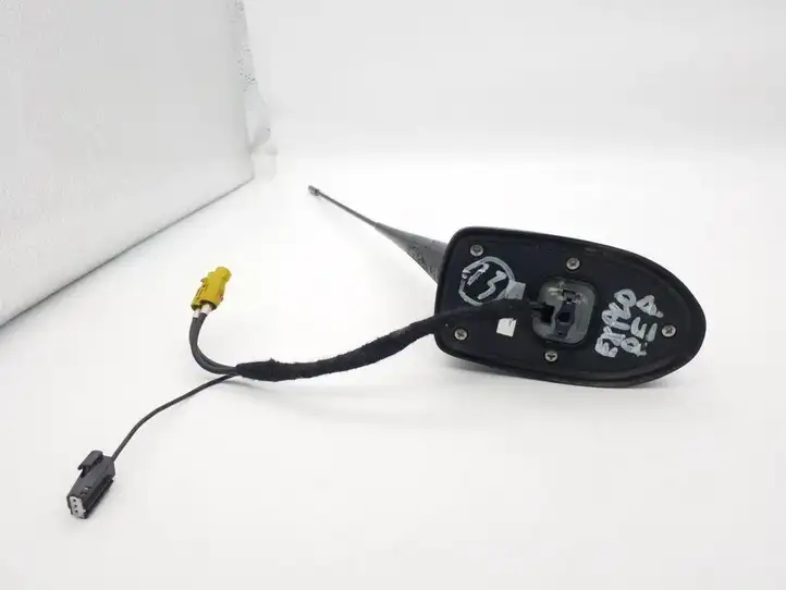 Ford Explorer (2010 - 2015) CM5T19G461BH GPS антенна — фото 2