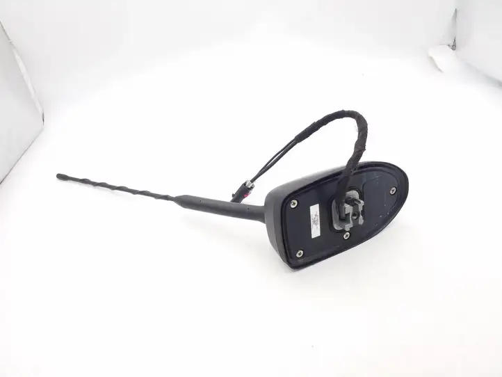 Ford Fiesta (2013 - 2017) G1BT19G461AC GPS антенна — фото 2
