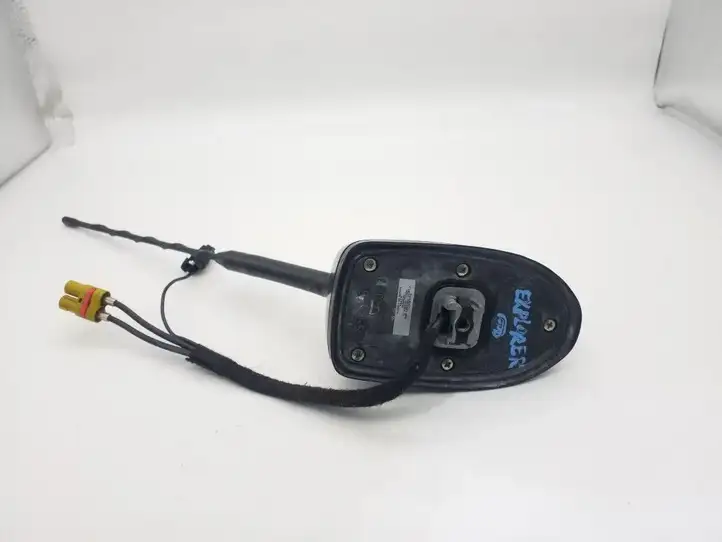 Ford Explorer (2010 - 2015) CM5T19G461BE GPS антенна — фото 2