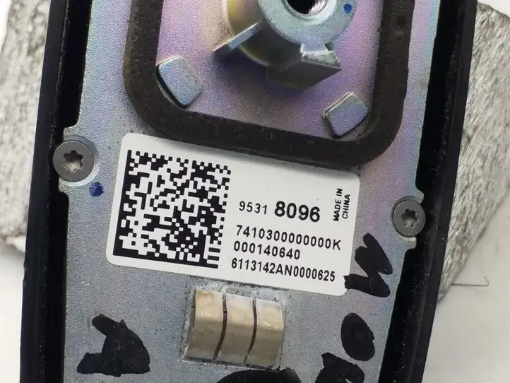 Buick Encore I (2012 - 2019) 95318096 GPS антенна — фото 3