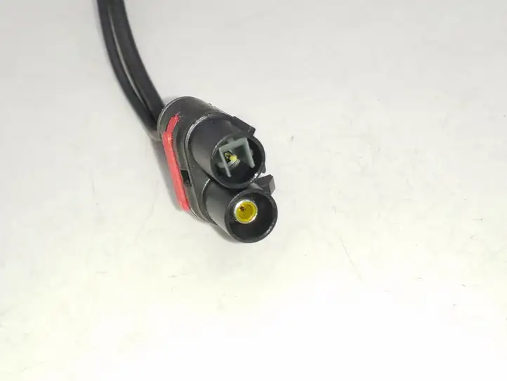 Ford Fiesta (2013 - 2017) G1BT19G461AC GPS антенна — фото 2