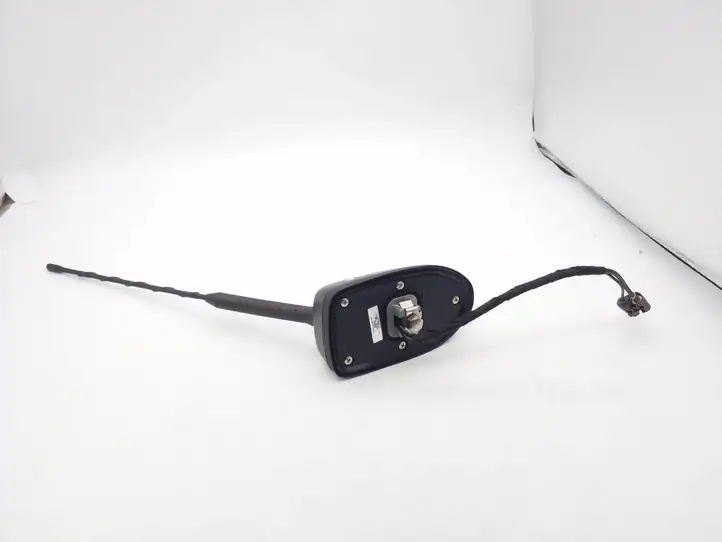 Ford Fiesta (2013 - 2017) G1BT19G461AC GPS антенна — фото 2