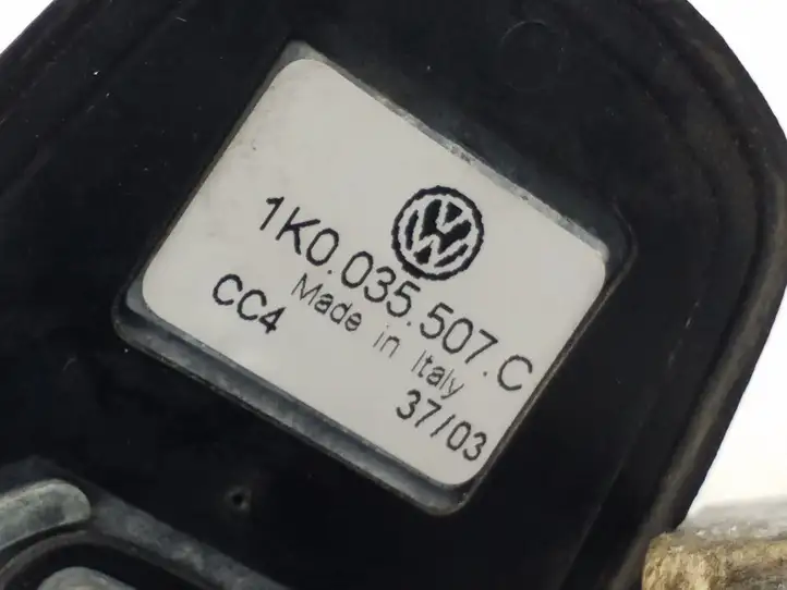 Volkswagen Phaeton (2002 - 2008) 1K0035507C GPS антенна — фото 3