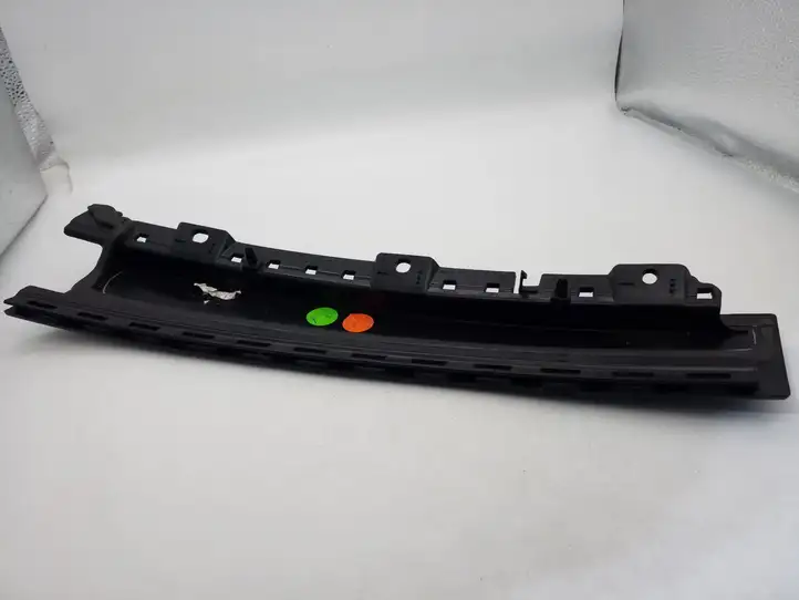 Ford Focus (2015 - 2019) F1EBA25441AA Молдинги задней двери — фото 2