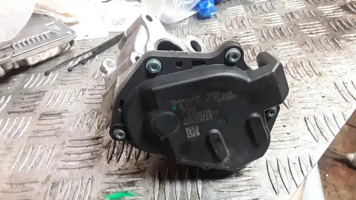 Mercedes-Benz Sprinter W906 (2006 - 2018)  A6511400160 Клапан EGR