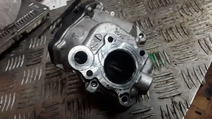 Mercedes-Benz Sprinter W906 (2006 - 2018)  A6511400160 Клапан EGR