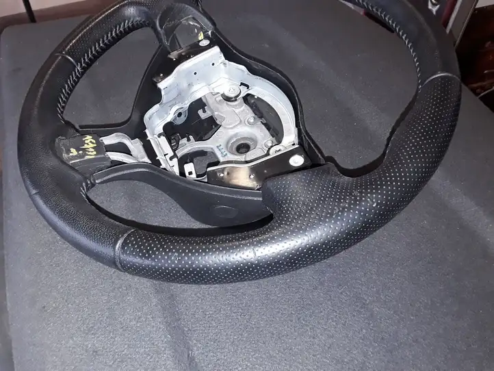 Nissan Juke I F15 (2010 - 2018) 34126715A Руль — фото 5