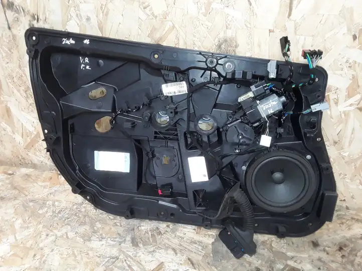 Ford Fiesta (2013 - 2017) C1BBA045H17AB Электростеклоподъемник передний (комплект) — фото 1
