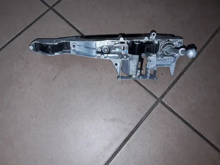 Peugeot 308 (2007 - 2013) Наружная ручка двери — фото 2