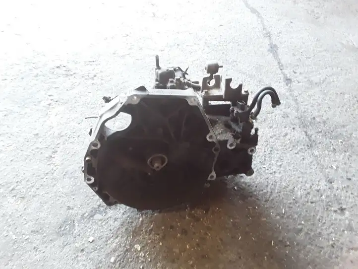 Nissan X-Trail T30 (2001 - 2007)   Механическая коробка передач, 6 передач