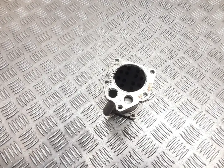 Nissan Qashqai (2006 - 2010) 8200729079 Кронштейн охладителя EGR — фото 3