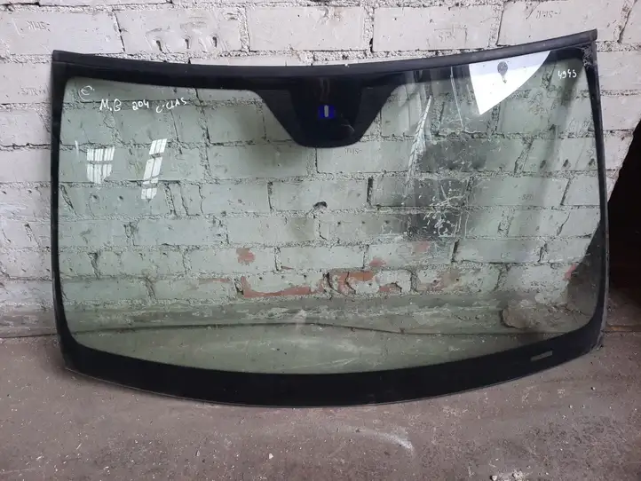 Mercedes-Benz C W204 (2007 - 2014) 43R000305 Переднее стекло — фото 1