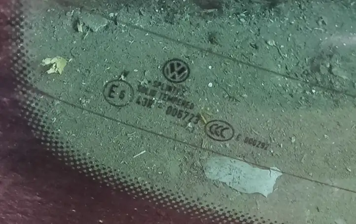 Volkswagen PASSAT B7 (2011 - 2014) 43R006723 Заднее стекло — фото 2