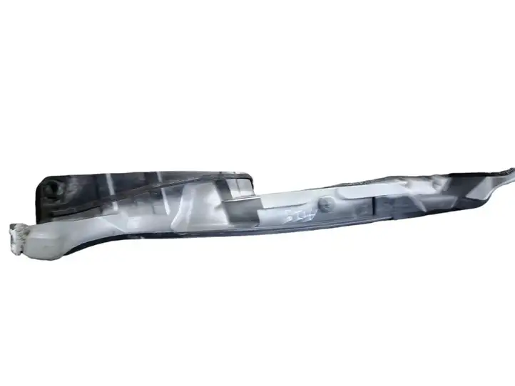 Toyota Avensis T250 (2003 - 2006) 5686605020 Прочие детали днища — фото 2