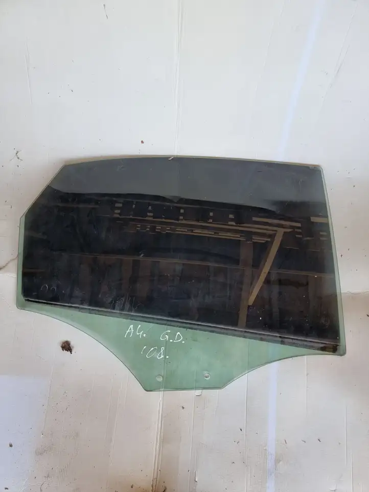 Audi A4 S4 B8 8K (2007 - 2011) 43R001583 Стекло задней двери — фото 1