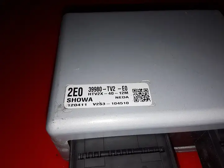 Honda Civic IX (2011 - 2017) 39980TV2E0 Блок управления усилителем руля — фото 3
