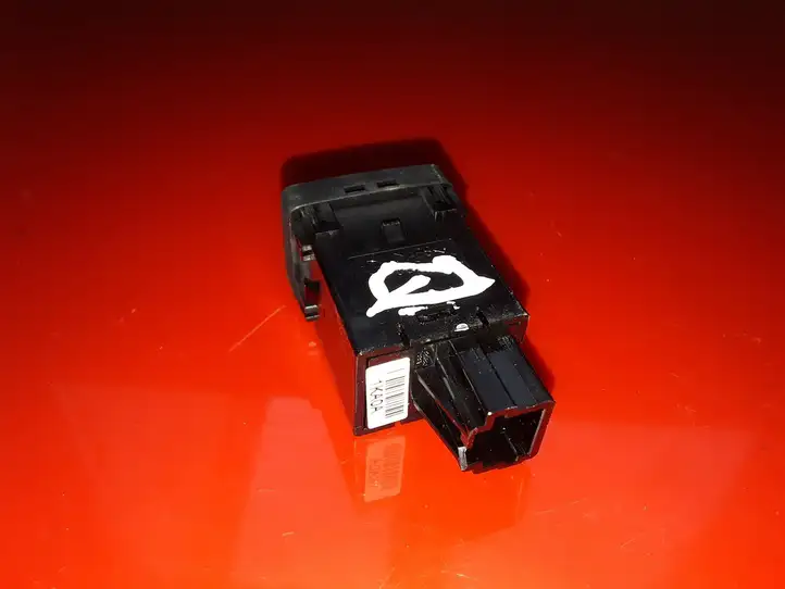 Nissan Qashqai (2013 - 2017) 1KA0A Кнопка ESP — фото 2