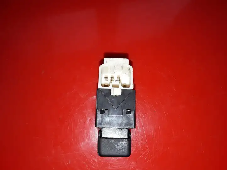 Subaru Outback (1998 - 2003) 1Z19W Включатель AUTO HOLD — фото 2