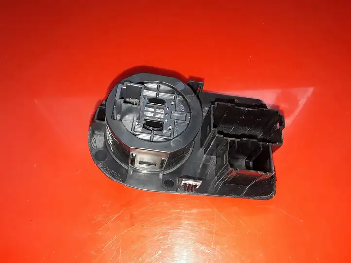 Nissan Qashqai (2006 - 2010) 96912JD60A Включатель блокировки дифференциалов — фото 3