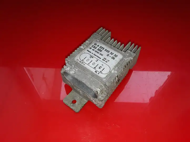 Mercedes-Benz A W168 (1997 - 2004) A0255453232 Реле вентилятора охлаждения — фото 1