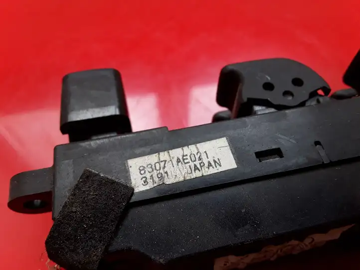 Subaru Outback (1998 - 2003) 83071AE021 Кнопка стеклоподъемников — фото 5