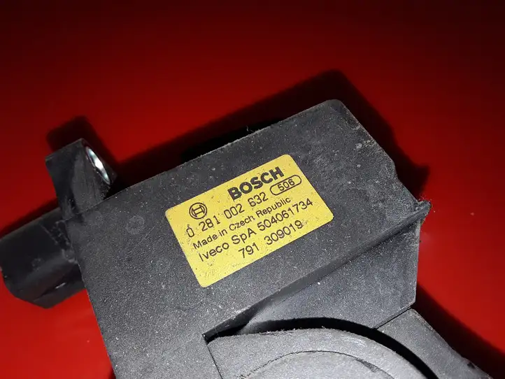 Iveco Daily 35-40.10 (2001 - 2016)  504061734 Педаль акселератора