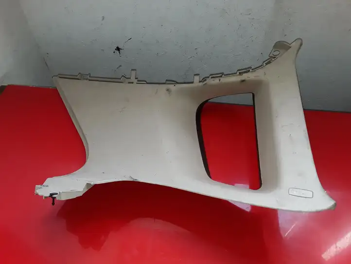 Volkswagen Tiguan (2007 - 2011) 5N0867288B Верхняя обшивка стойки D — фото 1