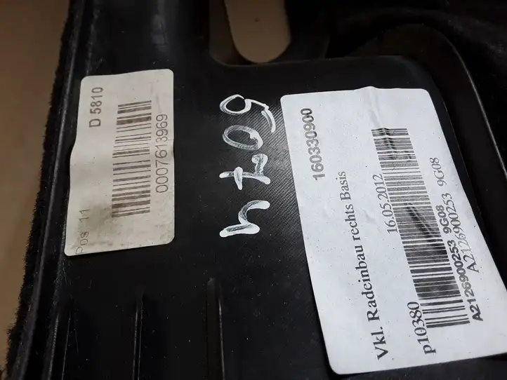 Mercedes-Benz E W212 (2009 - 2016) A2126900253 Боковая обшивка багажника — фото 3