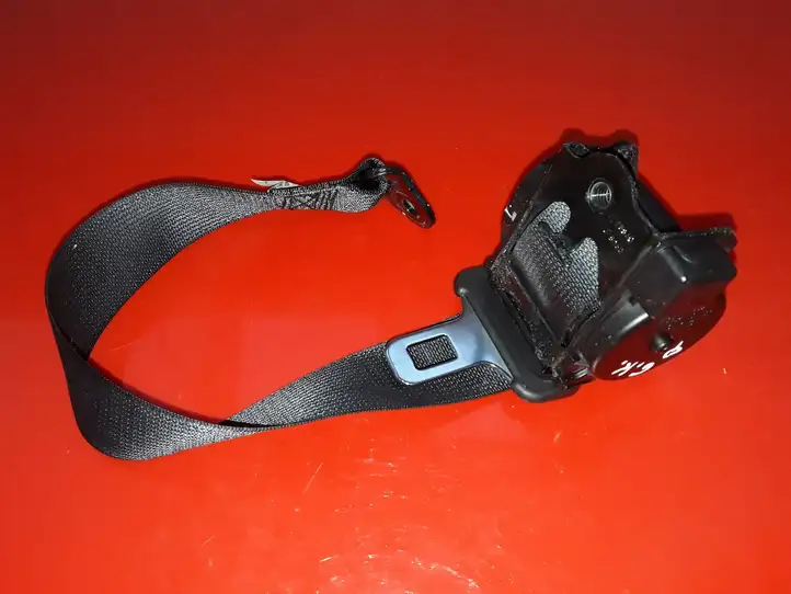 Nissan Qashqai (2013 - 2017) 888444EA0A Задний ремень безопасности — фото 3