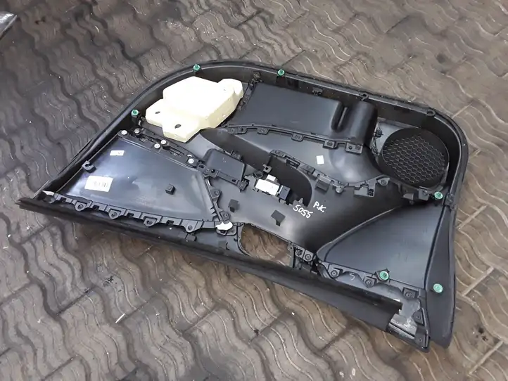 Honda Civic IX (2011 - 2017) 83550TV1BE01054 Обшивка передней двери — фото 2