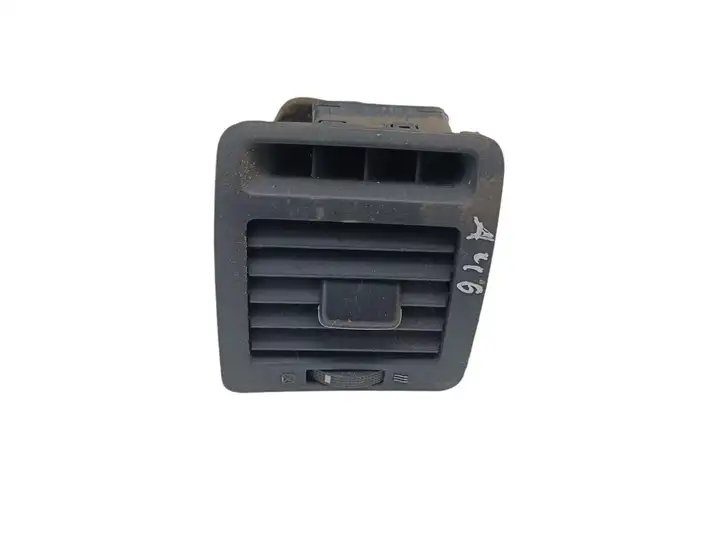 Toyota Corolla Verso E121 (2001 - 2004) 556501320 Боковой воздушный дефлектор — фото 1