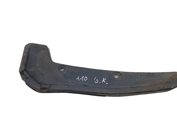 Toyota Previa (XR30, XR40) II (2000 - 2006) 6168228020 Задний брызговик — фото 1