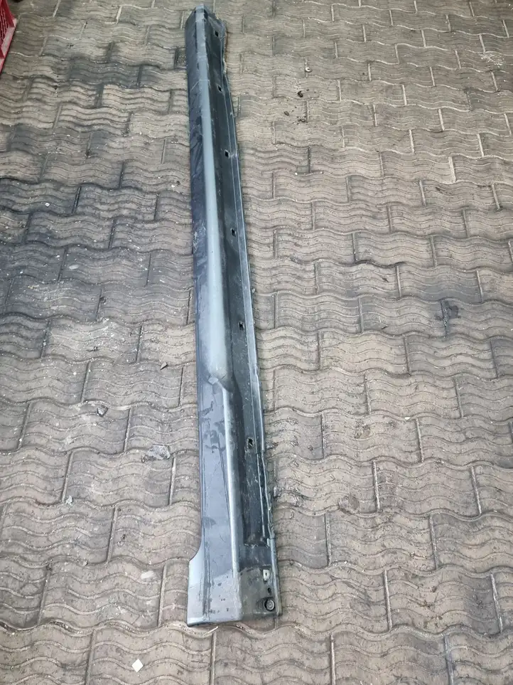 Subaru Outback (1998 - 2003) Порог кузова — фото 1