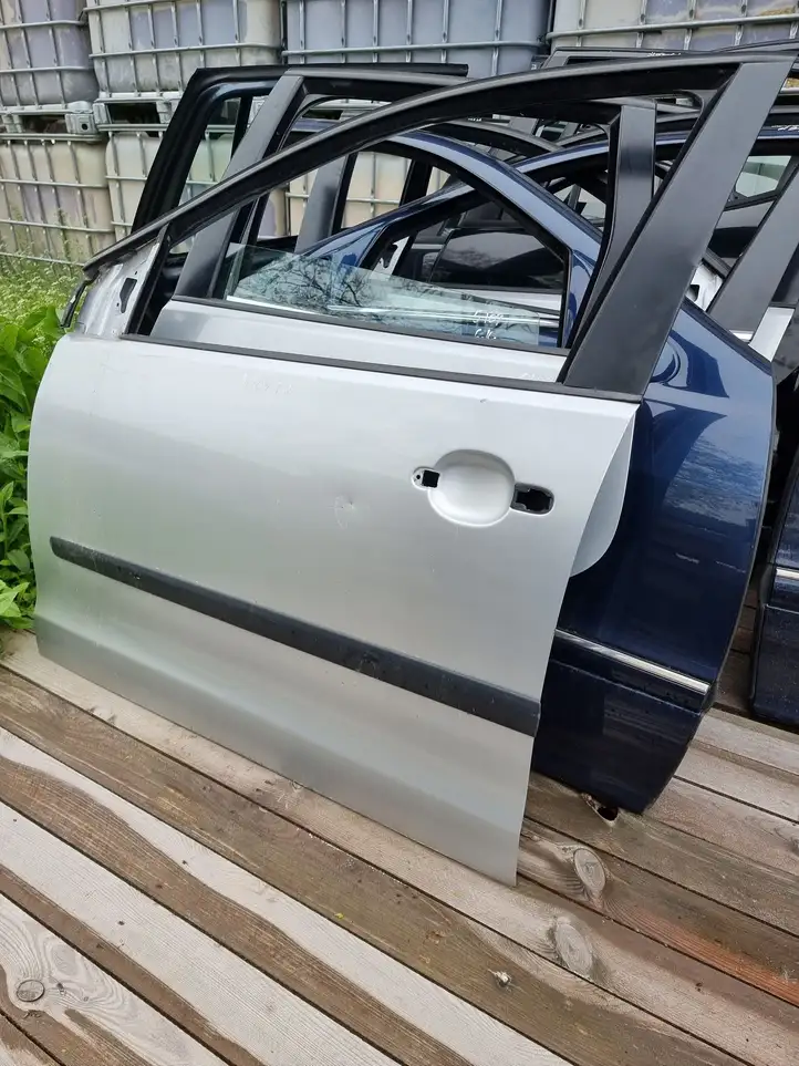 Volkswagen Polo (2005 - 2009) Дверь — фото 4