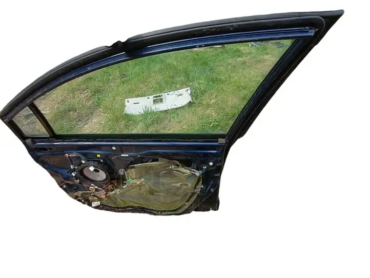 Toyota Corolla Verso E121 (2004 - 2007) Дверь — фото 2