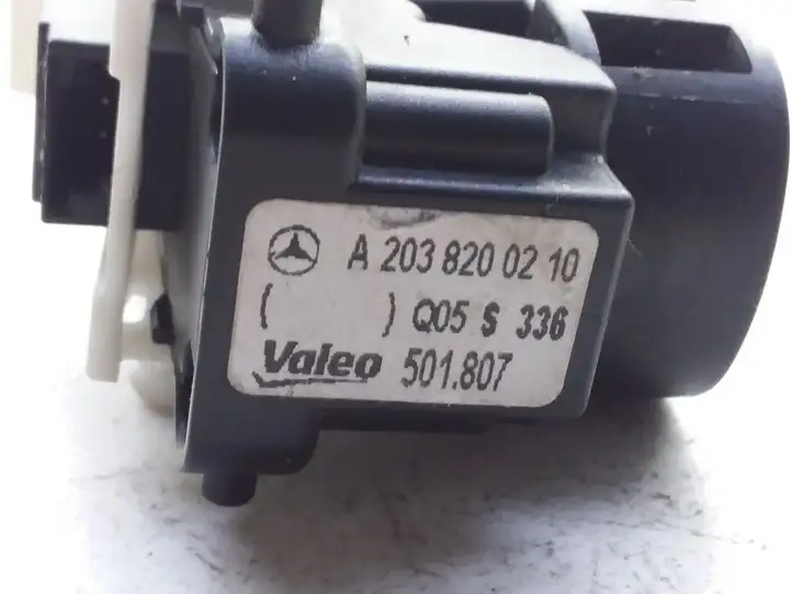 Mercedes-Benz C W203 (2000 - 2007) A2038200210 Блок кнопок стеклоподъемников — фото 4
