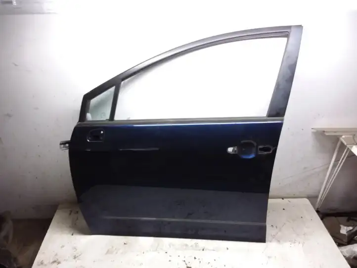 Toyota Corolla Verso AR10 (2004 - 2009) Дверь — фото 2