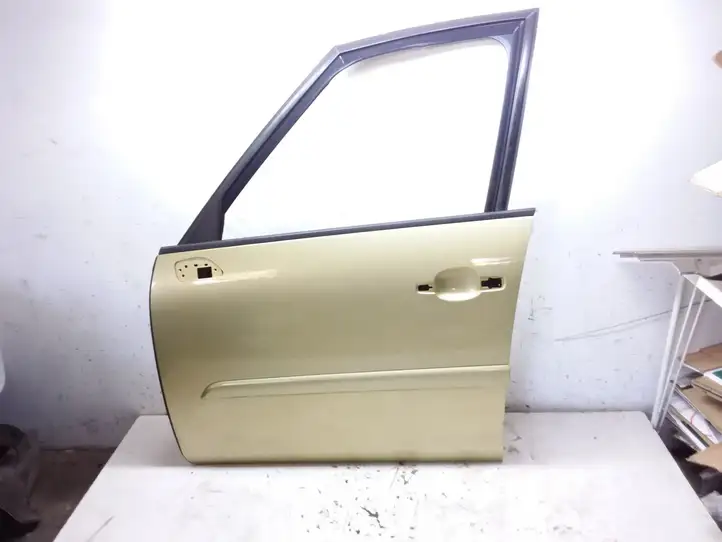 Citroen C4 I Picasso (2006 - 2013) Дверь — фото 1
