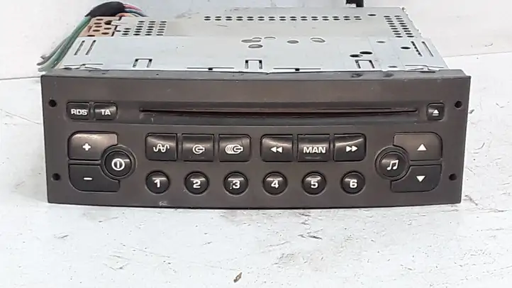 Peugeot 307 CC (2001 - 2005) 96489417XT Магнитола / мультимедийная система — фото 1
