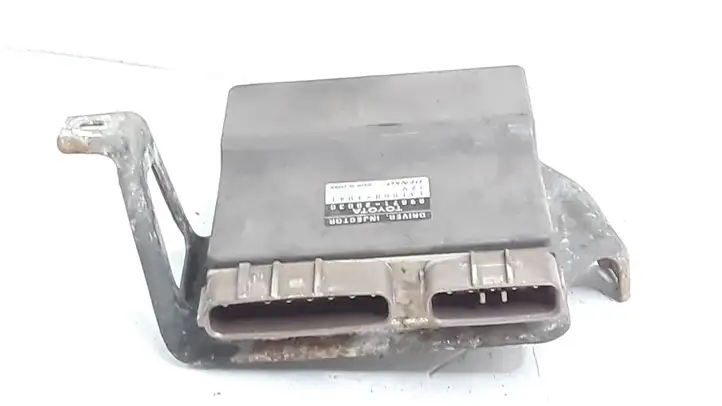 Toyota Avensis Verso (2001 - 2004) 8987120030 Блок управления форсунками — фото 1