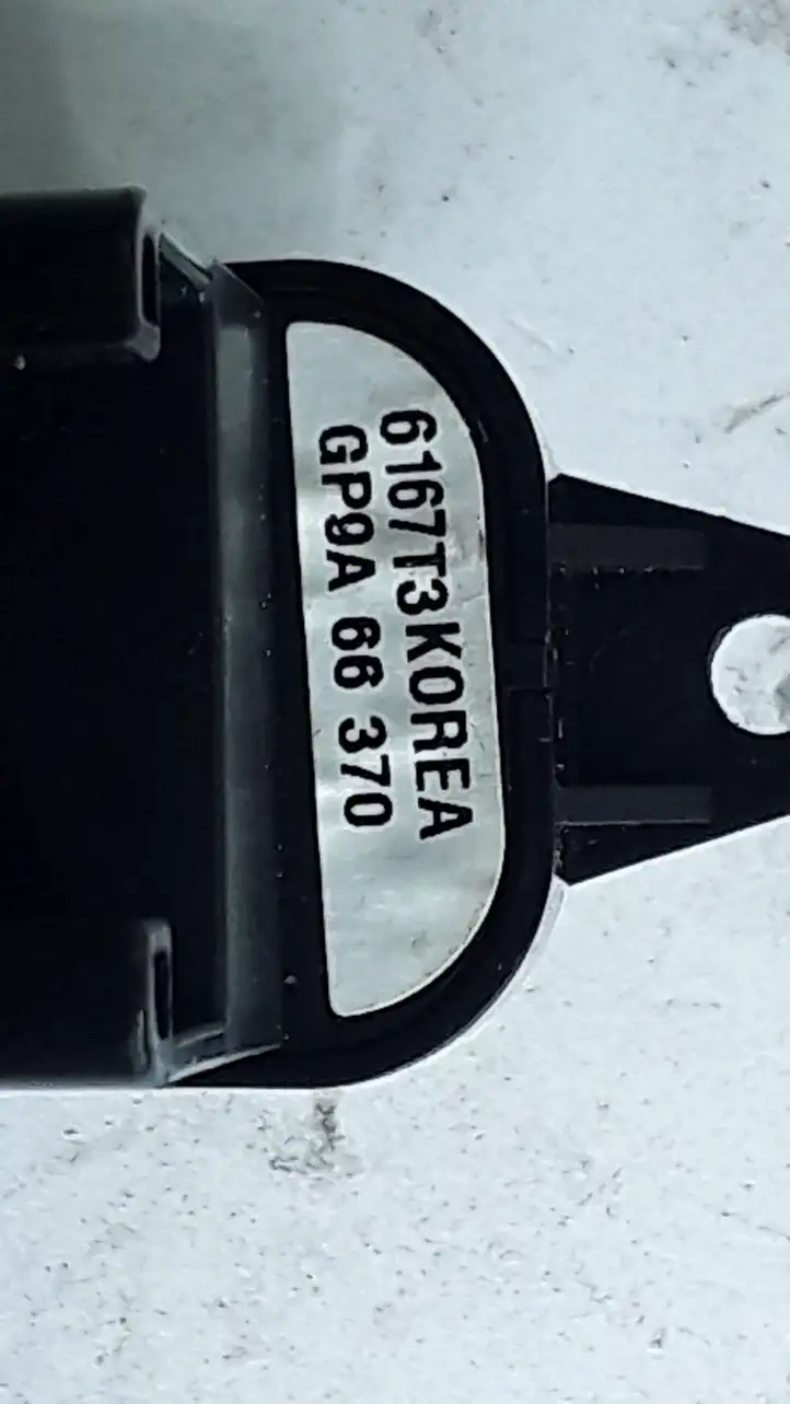 Mazda 6 (2005 - 2007) GP9A66370 Кнопка стеклоподъемников — фото 3