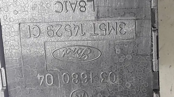 Ford Focus (2005 - 2008) 3M5T14529CF Кнопка стеклоподъемников — фото 3